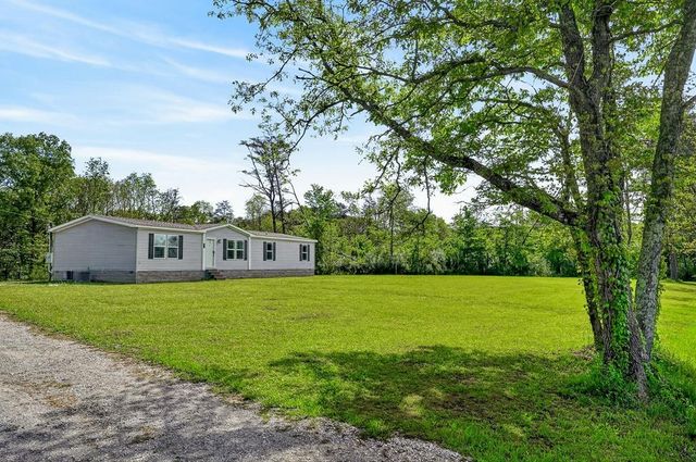 132 Treble Ln, Sparta, TN 38583