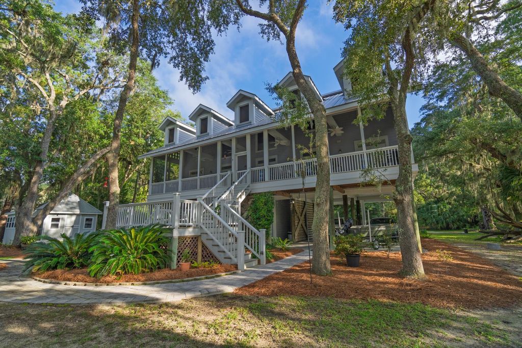 7805 Russell Creek Road, Edisto Island, SC 29438