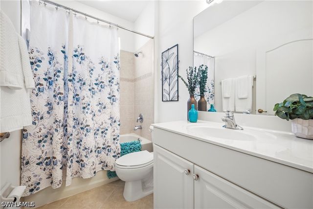 20480 Torre Del Lago ST, Estero, FL 33928