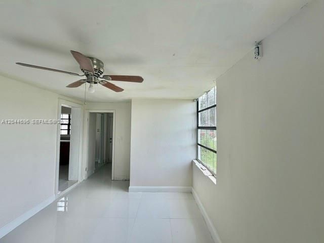 2115 SW 50th Ave, West Park, FL 33023