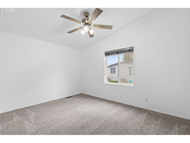 1501 N HAYDEN ISLAND Dr 61C, Portland, OR 97217