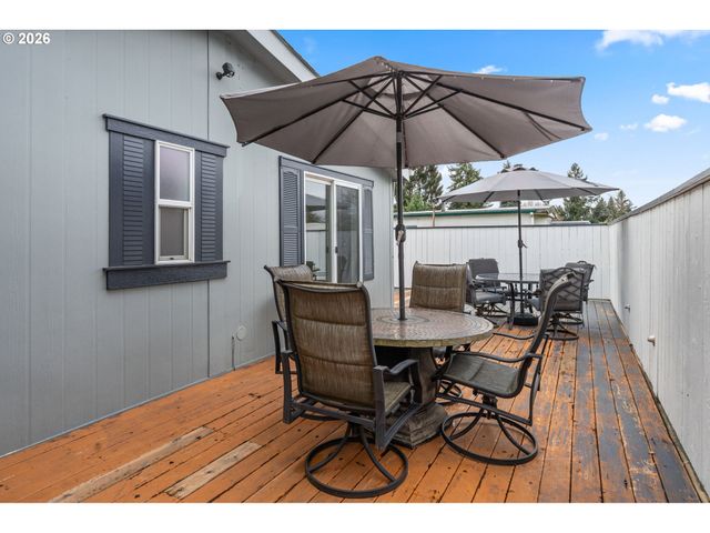 1501 N HAYDEN ISLAND Dr 61C, Portland, OR 97217