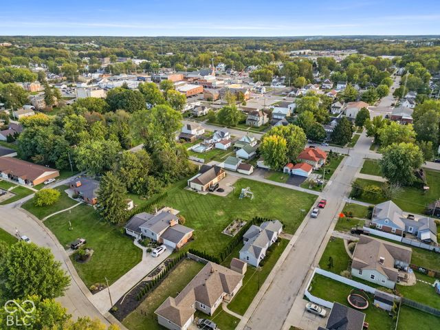 177 N Jefferson Street, Mooresville, IN 46158