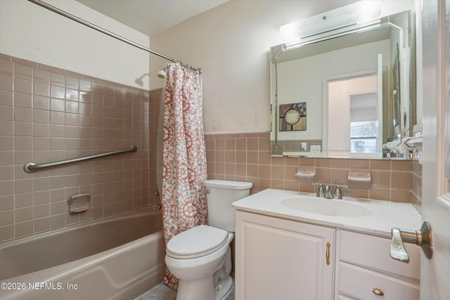 1751 STARWAN Road E, Jacksonville, FL 32211