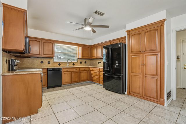 1751 STARWAN Road E, Jacksonville, FL 32211