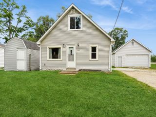 5652 SE Circle Drive, Carlisle, IA 50047