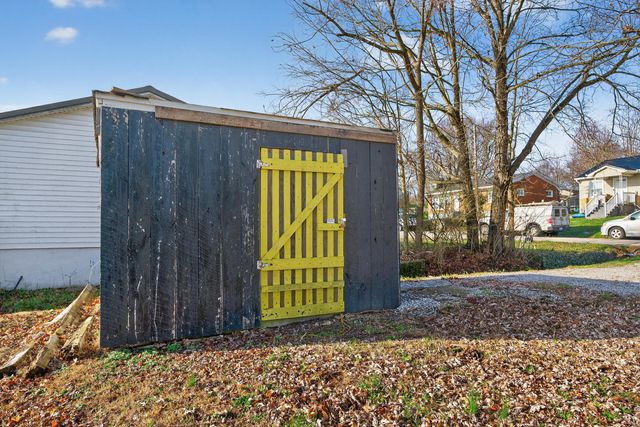 1407 Ironworks Road, Winchester, KY 40391