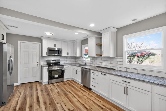 1407 Ironworks Road, Winchester, KY 40391