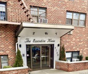 4200 herkimer Place 4e, Bronx, NY 10470