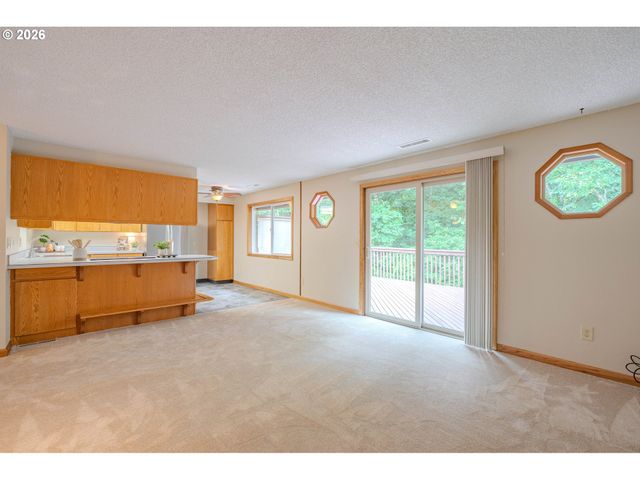 1003 Nw 132ND St, Vancouver, WA 98685