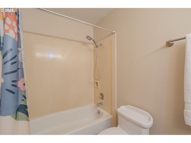 1003 Nw 132ND St, Vancouver, WA 98685