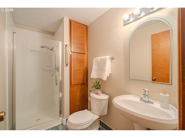 1003 Nw 132ND St, Vancouver, WA 98685