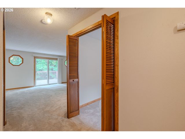 1003 Nw 132ND St, Vancouver, WA 98685