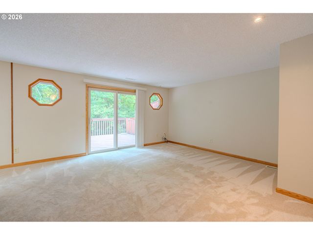 1003 Nw 132ND St, Vancouver, WA 98685