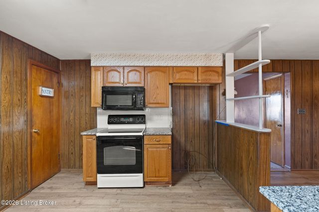 5309 Dahl Rd, Louisville, KY 40213