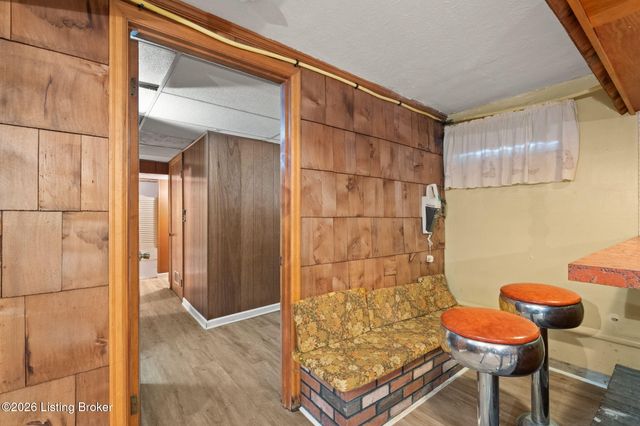 5309 Dahl Rd, Louisville, KY 40213