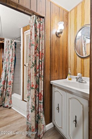 5309 Dahl Rd, Louisville, KY 40213