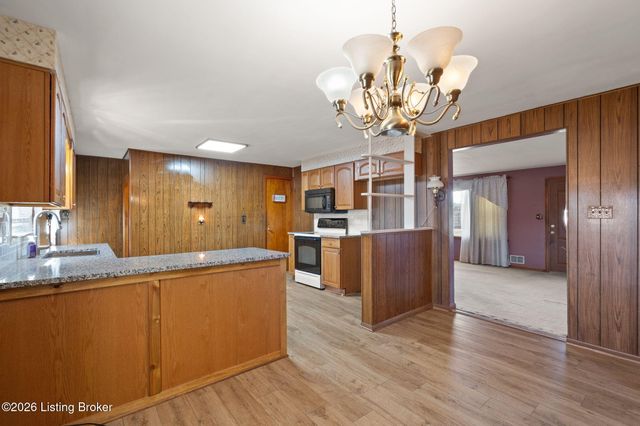 5309 Dahl Rd, Louisville, KY 40213