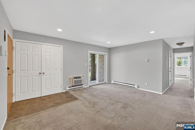 102 Federal Hill Road U102A, Pompton Lakes, NJ 07442