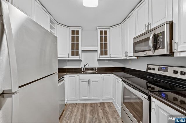 102 Federal Hill Road U102A, Pompton Lakes, NJ 07442