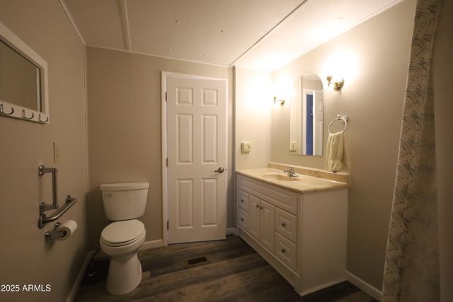 106 S 72ND Place, Mesa, AZ 85208