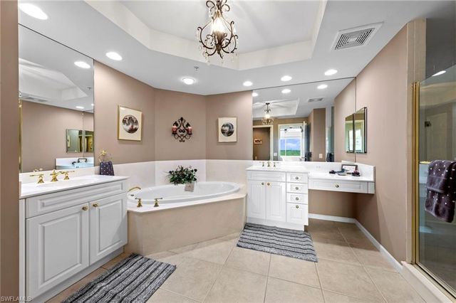 445 Cove Tower DR # 702, Naples, FL 34110