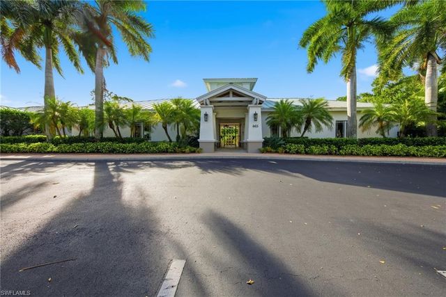 445 Cove Tower DR # 702, Naples, FL 34110
