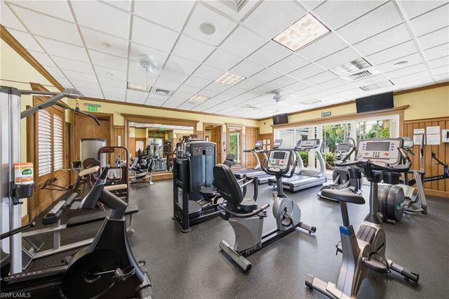 445 Cove Tower DR # 702, Naples, FL 34110