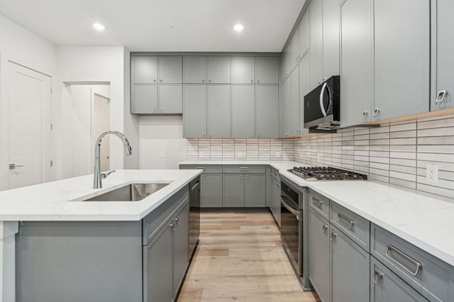 126 Bridgewater Way 38, Hickory Creek, TX 75065