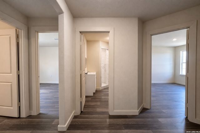 618 Cr 124, Floresville, TX 78114