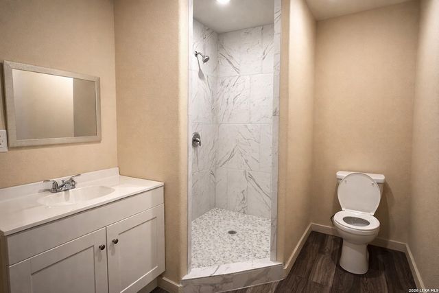 618 Cr 124, Floresville, TX 78114