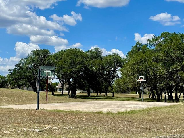 589 PR 1507, Bandera, TX 78003