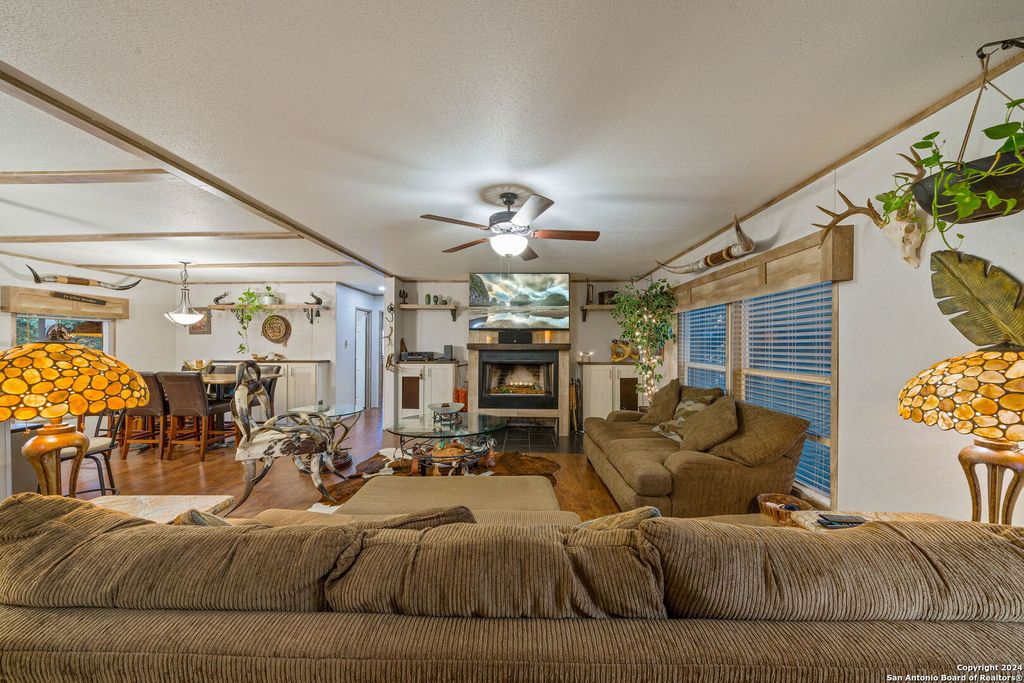 589 PR 1507, Bandera, TX 78003