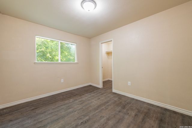 7668 Oak Chase, San Antonio, TX 78239