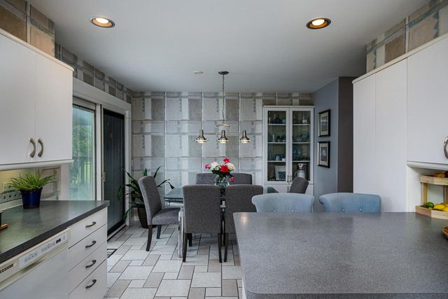 10821 88th STREET, Pleasant Prairie, WI 53158