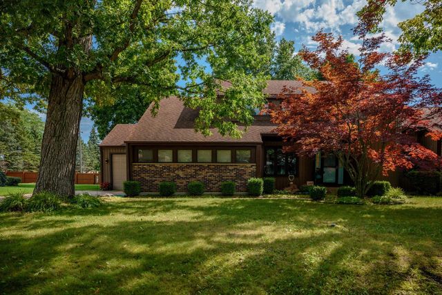 10821 88th STREET, Pleasant Prairie, WI 53158