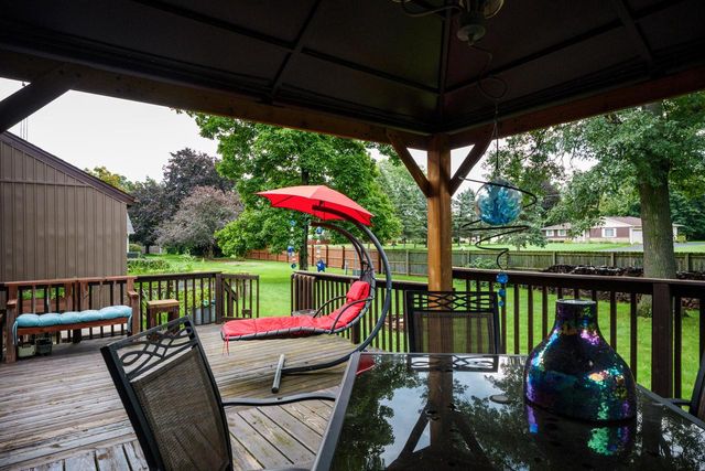 10821 88th STREET, Pleasant Prairie, WI 53158