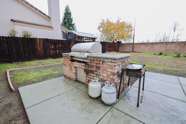 1995 Letterkenny Ln, Lincoln, CA 95648