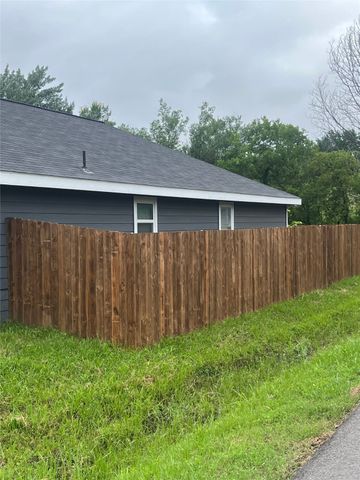 4200 Caddo Street, Greenville, TX 75401