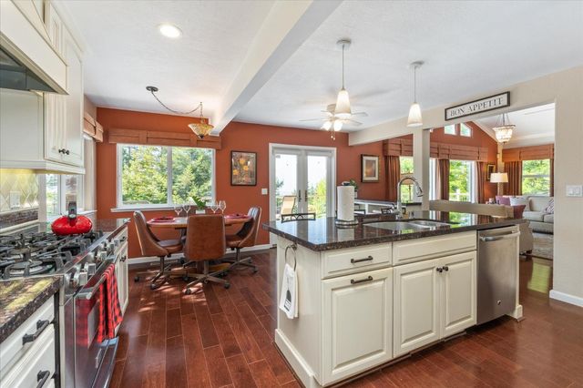 1016 Buckthorn Dr, Murphys, CA 95247