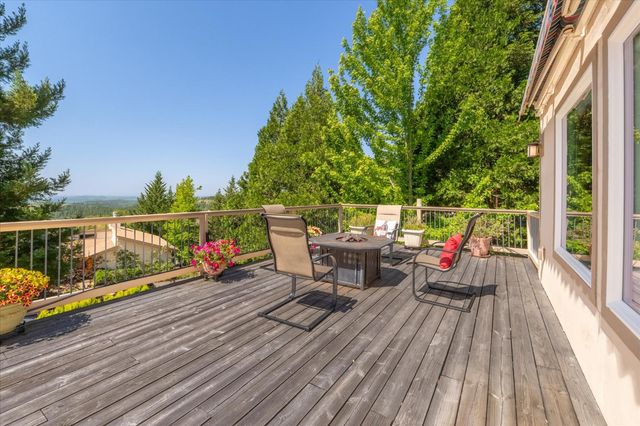 1016 Buckthorn Dr, Murphys, CA 95247
