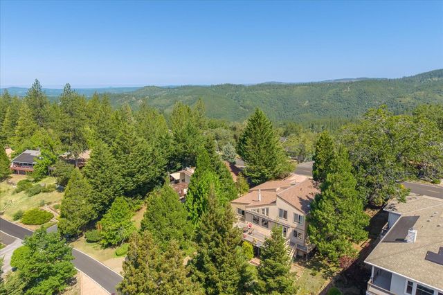 1016 Buckthorn Dr, Murphys, CA 95247