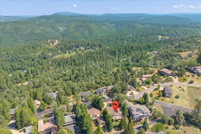 1016 Buckthorn Dr, Murphys, CA 95247