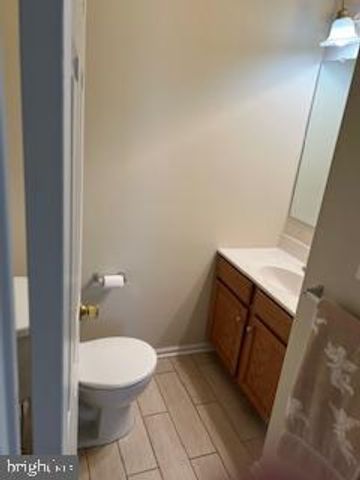6402 CHELTON AVENUE, Harrisburg, PA 17112