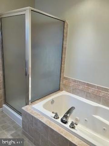 6402 CHELTON AVENUE, Harrisburg, PA 17112