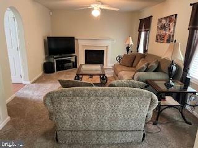 6402 CHELTON AVENUE, Harrisburg, PA 17112