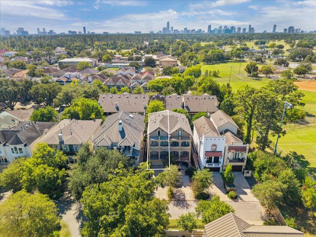 6635 Wanita Place B, Houston, TX 77007