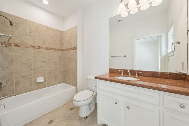 6635 Wanita Place B, Houston, TX 77007