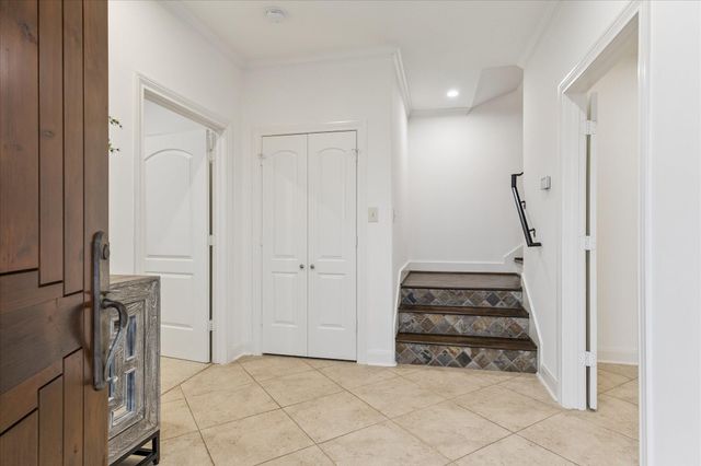 6635 Wanita Place B, Houston, TX 77007