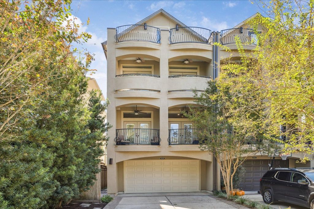 6635 Wanita Place B, Houston, TX 77007